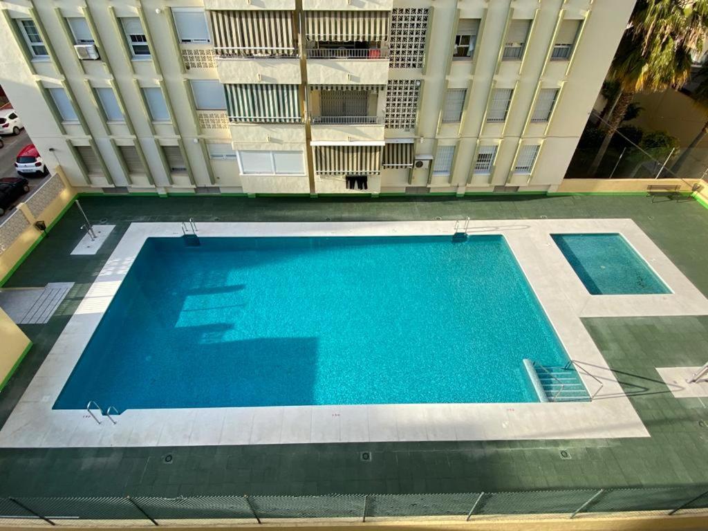 Amplio Piso En Centro De Torre Del Mar Apartment Екстериор снимка